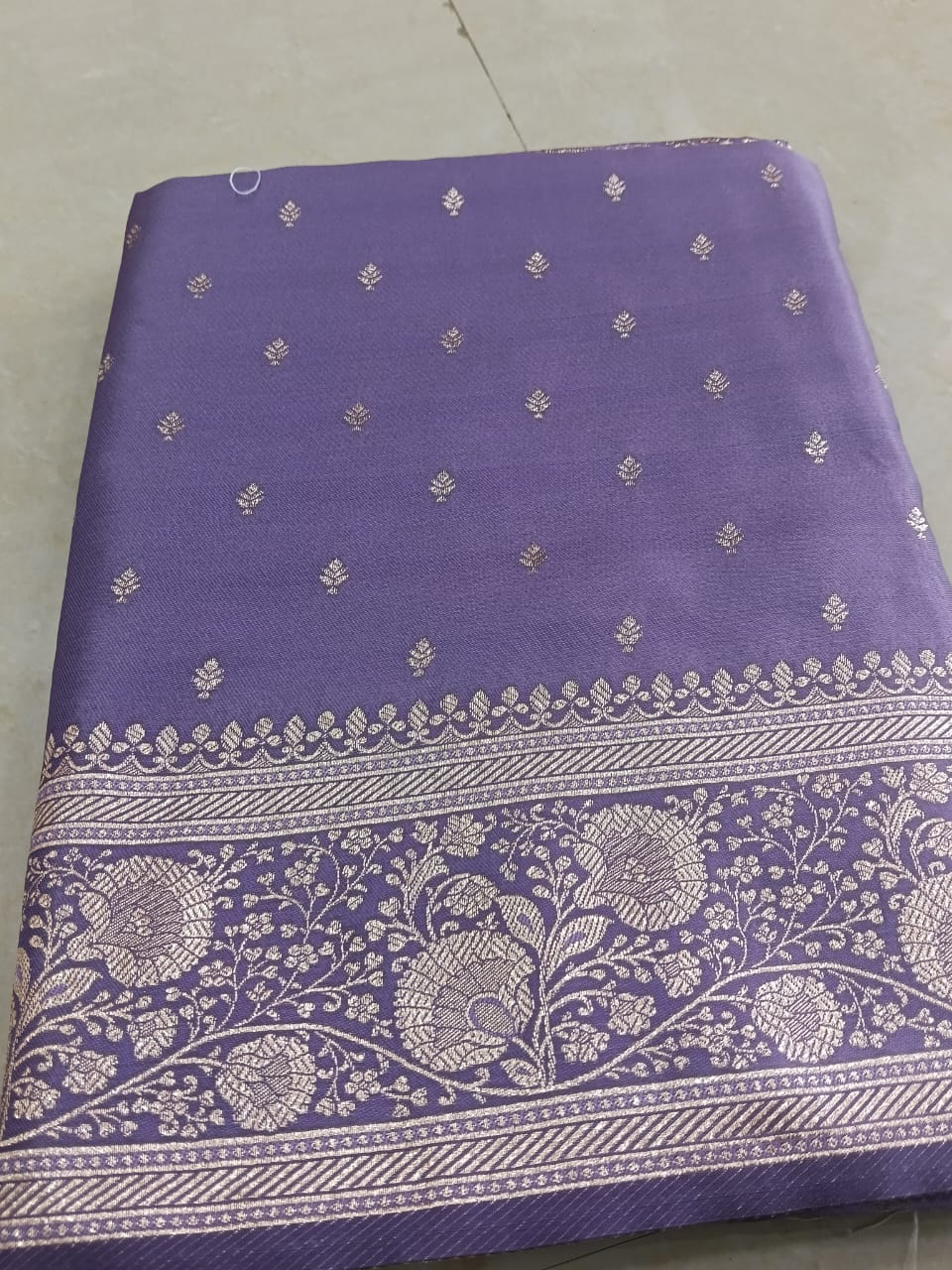 Kashish Border at Sonali Boutique