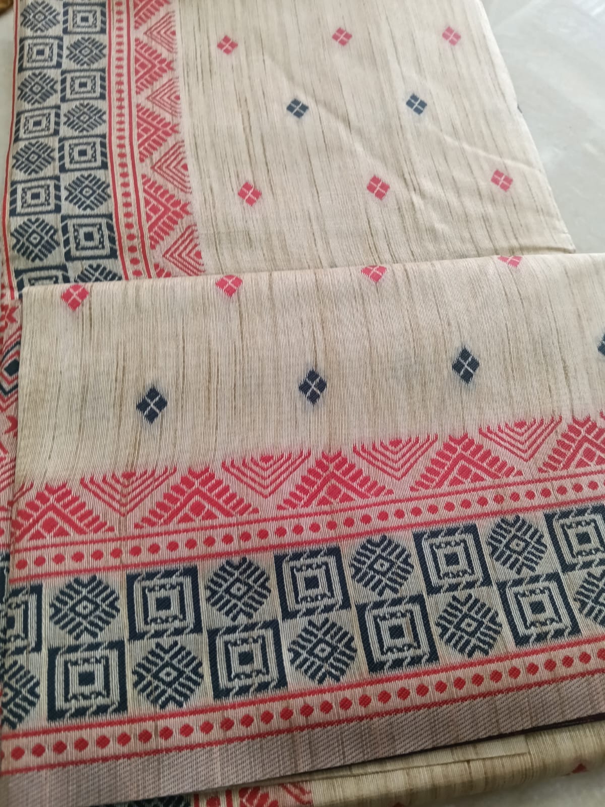 Amrapali Zari at Sonali Boutique