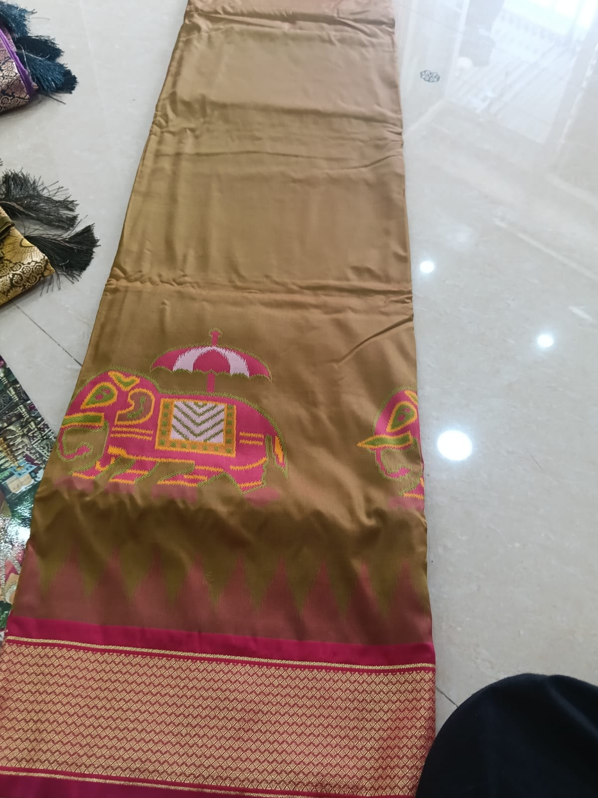 Champa Resham at Sonali Boutique